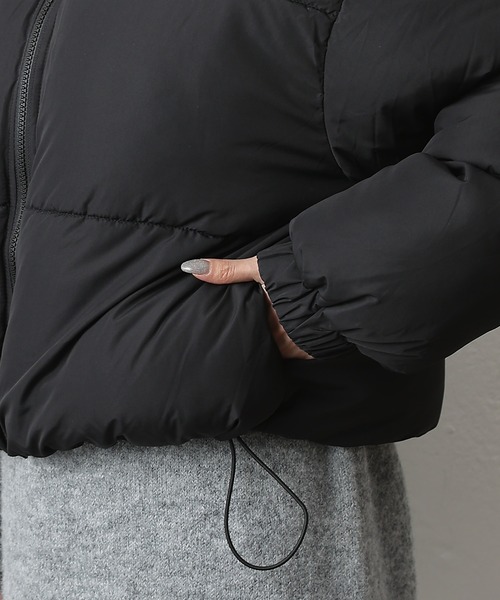 COLONY 2139(コロニートゥーワンスリーナイン)の「中綿ショートブルゾン(ダウンジャケット/コート・レディース・ブラック/モカ・FREE)」の5枚目の写真