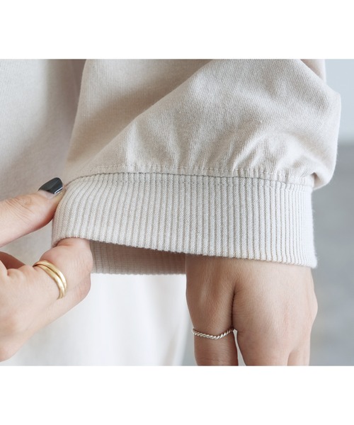 reca（レカ）の「バック刺繍ロゴBIGプルオーバー（Tシャツ/カットソー・レディース・ベージュ/ブラウン/ブラック/グレー系その他/チャコールグレー/グレー系その他2/ラベンダー/ネイビー・FREE）」の11枚目の写真