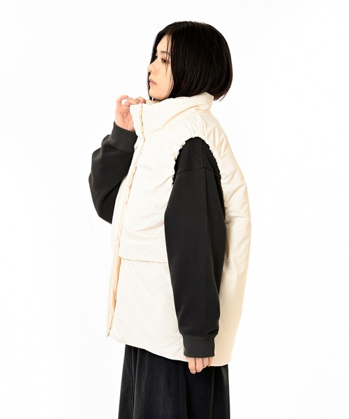 NEW BALANCE(ニューバランス)の「パデッドベスト(ベスト・レディース・ダークグレー/ライトベージュ・SMALL/MEDIUM/LARGE/X-LARGE)」の15枚目の写真