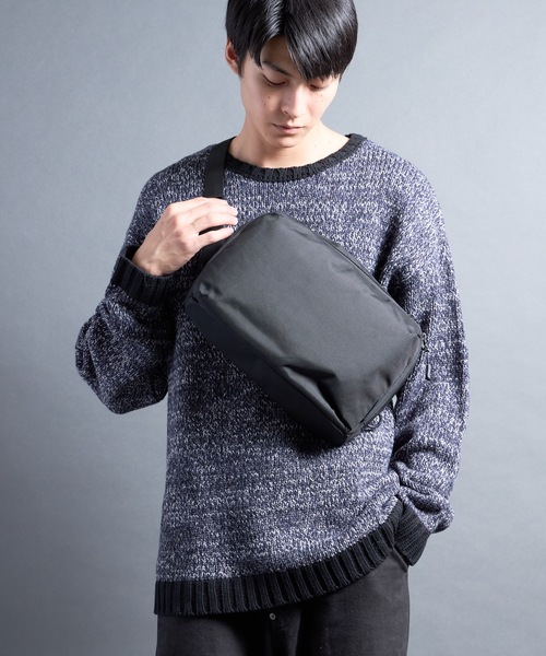 COMMON WARE（コモンウェアー）の「EM:NoiR ノアール Individually shoulder/インディヴィジュアリィ ショルダーバッグ（ショルダーバッグ・レディース・ブラック系その他/ブラック・FREE）」の2枚目の写真
