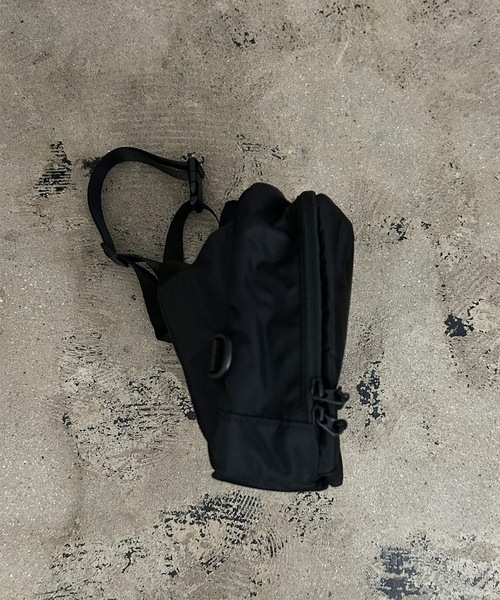 COMMON WARE（コモンウェアー）の「EM:NoiR ノアール Individually shoulder/インディヴィジュアリィ ショルダーバッグ（ショルダーバッグ・レディース・ブラック系その他/ブラック・FREE）」の9枚目の写真