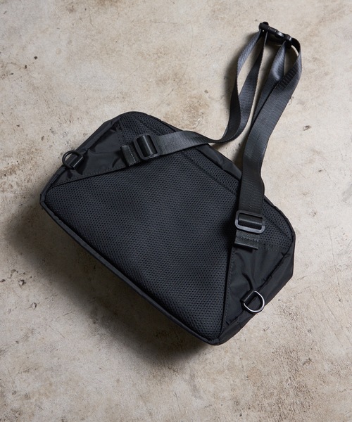 COMMON WARE（コモンウェアー）の「EM:NoiR ノアール Individually shoulder/インディヴィジュアリィ ショルダーバッグ（ショルダーバッグ・レディース・ブラック系その他/ブラック・FREE）」の21枚目の写真