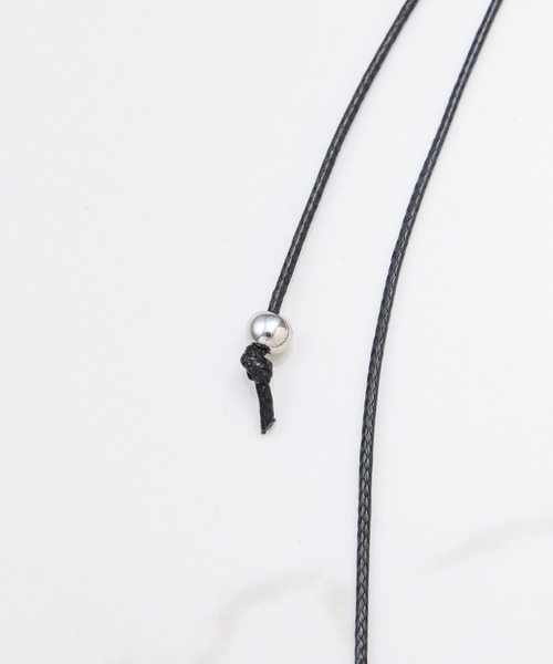 PAPILLONNER(パピヨネ)の「コードネックレス(ネックレス・レディース・アイボリー/ブラック・FREE)」の7枚目の写真