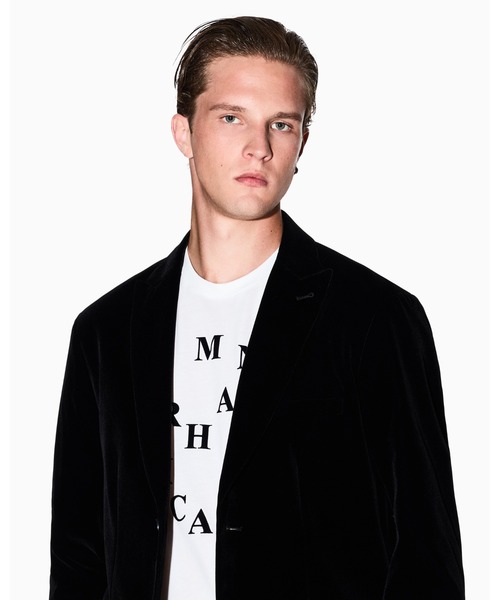 ARMANI EXCHANGE(アルマーニエクスチェンジ)の「【A|X アルマーニ エクスチェンジ】AXロゴ 半袖クルーネックTシャツ/SLIM(Tシャツ/カットソー・メンズ・オフホワイト/ブラック・LARGE/MEDIUM/SMALL/X-LARGE/X-SMALL/XX-LARGE)」の5枚目の写真