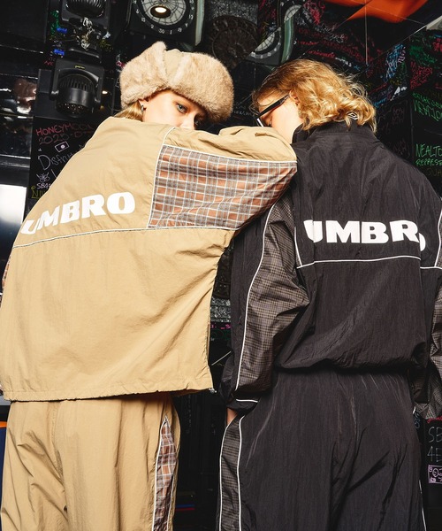 UMBRO（アンブロ）の「(UMBRO × ROSE BUD)NYLON PANTS（その他パンツ・レディース・ブラック/ベージュ・ONE SIZE）」の22枚目の写真