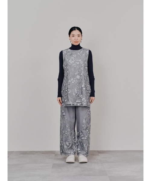 TEVALT(ヴァレット)の「ベルト付レーストップス(Tシャツ/カットソー・レディース・ブラウン/ライトグレー・38)」の15枚目の写真