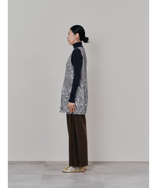 TEVALT(ヴァレット)の「ベルト付レーストップス(Tシャツ/カットソー・レディース・ブラウン/ライトグレー・38)」の9枚目の写真