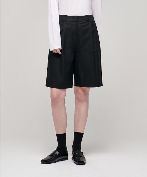MUSINSA STANDARD WOMAN（ムシンサスタンダードウーマン）の「ウィメンズコットンワイドバミューダショーツ[ブラック]（その他パンツ・レディース・その他・30/24/25/26/27/28/29）」の5枚目の写真