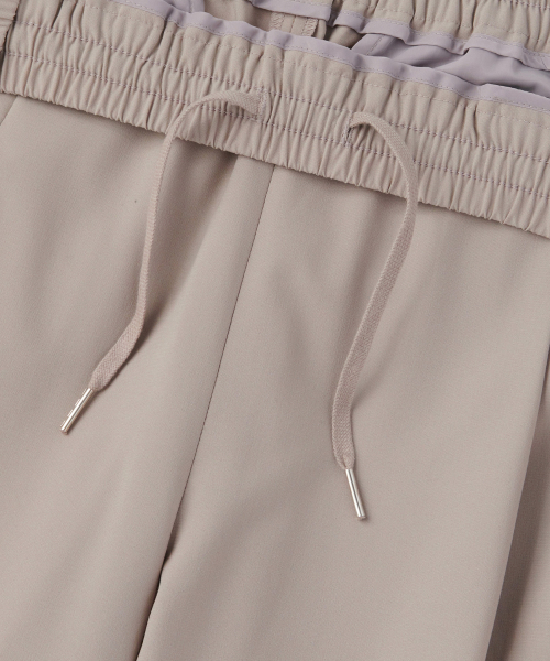 MUSINSA STANDARD WOMAN（ムシンサスタンダードウーマン）の「[クールタンダード] ウィメンズ ワン タック ワイド バンディング スラックス [ライトベージュ]（スラックス・レディース・その他・34/32/30/31/24/25/26/27/28/29）」の4枚目の写真