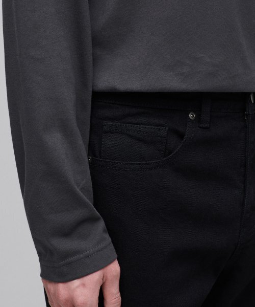 MUSINSA STANDARD（ムシンサスタンダード）の「セミブーツカットデニムパンツ[ブラック]（デニムパンツ・メンズ・その他・30/26/27/28/29/31/32/33/34/36/38）」の5枚目の写真