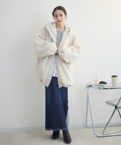 RU.TI.LE(ルチル)の「【RU.TI.LE】ビッグシルエットボアブルゾン(ブルゾン・レディース・モカ/アイボリー・MEDIUM)」の3枚目の写真