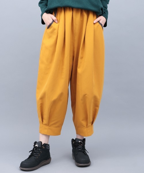 チチカカ（チチカカ）の「ピーチスキンエッグタックパンツ（その他パンツ・レディース・ベージュ/マスタード/その他1/その他2・MEDIUM/LARGE）」の2枚目の写真