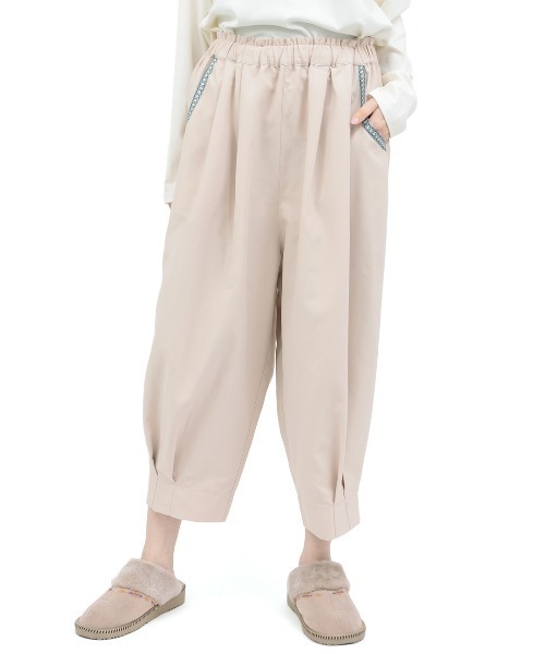 チチカカ（チチカカ）の「ピーチスキンエッグタックパンツ（その他パンツ・レディース・ベージュ/マスタード/その他1/その他2・MEDIUM/LARGE）」の9枚目の写真