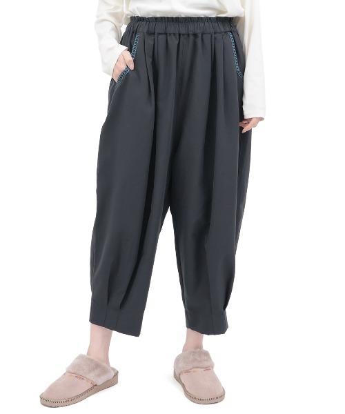 チチカカ（チチカカ）の「ピーチスキンエッグタックパンツ（その他パンツ・レディース・ベージュ/マスタード/その他1/その他2・MEDIUM/LARGE）」の12枚目の写真