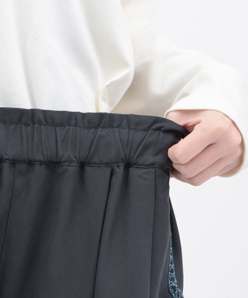 チチカカ（チチカカ）の「ピーチスキンエッグタックパンツ（その他パンツ・レディース・ベージュ/マスタード/その他1/その他2・MEDIUM/LARGE）」の17枚目の写真