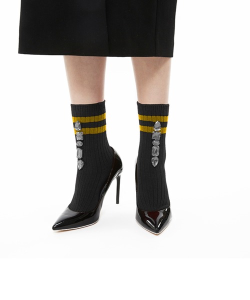 FAKUI(ファクイ)の「LINED BIJOUX SOCKS / ラインビジューソックス(ソックス/靴下・レディース・レッド/グリーン/ブラウン/ブラック・22.0~24.0cm)」の5枚目の写真