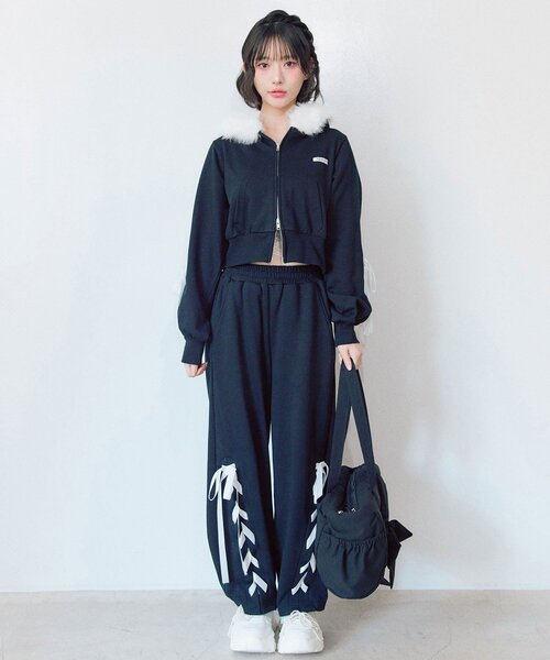 OLIVE des OLIVE(オリーブデオリーブ)の「レースアップバレルレッグパンツ(スウェットパンツ・レディース・ピンク/トップグレー/ブラック/ミント・FREE)」の14枚目の写真