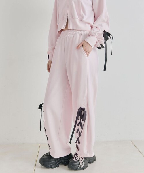 OLIVE des OLIVE(オリーブデオリーブ)の「レースアップバレルレッグパンツ(スウェットパンツ・レディース・ピンク/トップグレー/ブラック/ミント・FREE)」の20枚目の写真