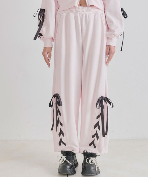 OLIVE des OLIVE(オリーブデオリーブ)の「レースアップバレルレッグパンツ(スウェットパンツ・レディース・ピンク/トップグレー/ブラック/ミント・FREE)」の5枚目の写真