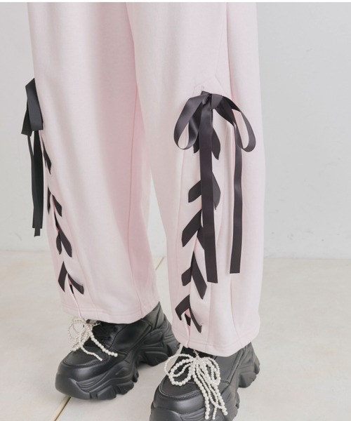 OLIVE des OLIVE(オリーブデオリーブ)の「レースアップバレルレッグパンツ(スウェットパンツ・レディース・ピンク/トップグレー/ブラック/ミント・FREE)」の10枚目の写真