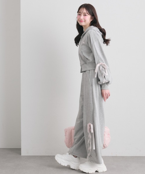 OLIVE des OLIVE（オリーブデオリーブ）の「【セットアップ対応】レースアップバレルレッグパンツ（スウェットパンツ・レディース・ブラック/トップグレー/ピンク/ミント・FREE）」の20枚目の写真