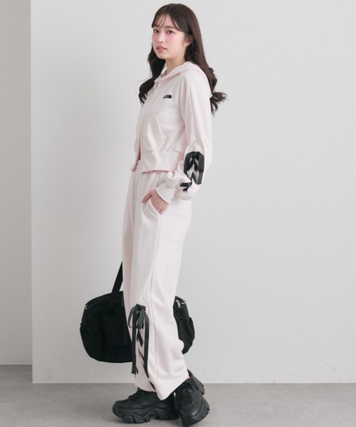 OLIVE des OLIVE（オリーブデオリーブ）の「【セットアップ対応】レースアップバレルレッグパンツ（スウェットパンツ・レディース・ブラック/トップグレー/ピンク/ミント・FREE）」の18枚目の写真