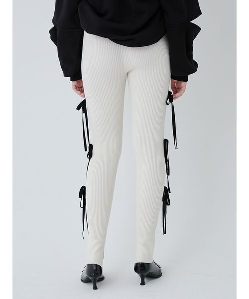 SORIN(ソリン )の「Ribbon Eyelet Leggings/リボンアイレットレギンス(その他パンツ・レディース・レッド/ホワイト/ブラック・38)」の6枚目の写真
