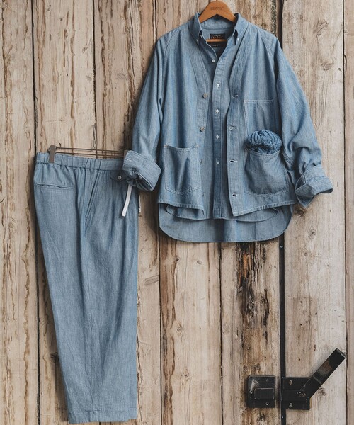 BEAMS PLUS(ビームスプラス)の「B.D. Classic-fit Indigo Oxford(シャツ/ブラウス・メンズ・ブルー/インディゴブルー・MEDIUM/SMALL/X-LARGE/LARGE)」の5枚目の写真