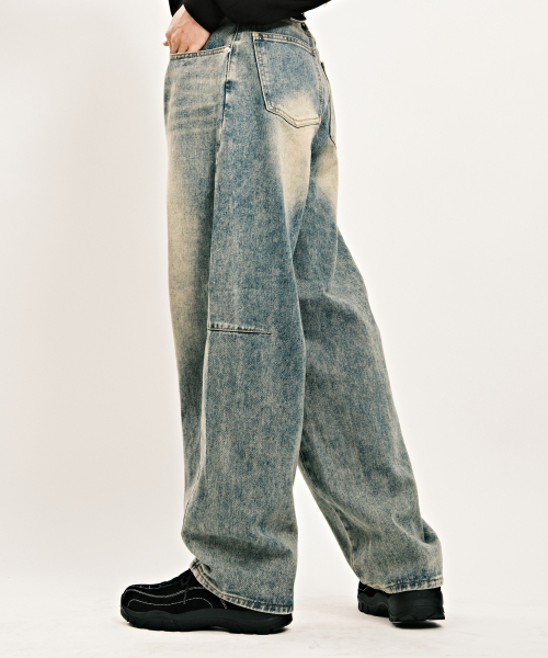 DWSE（ディーダブリューエスイー）の「バックブラシバルーンデニムパンツ（ヴィンテージブルー）（デニムパンツ・メンズ・その他・SMALL/MEDIUM/LARGE/X-LARGE/XX-LARGE/X-SMALL）」の3枚目の写真