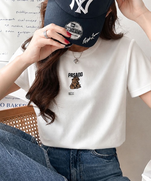 classicalelf(クラシカルエルフ)の「【アニマルシリーズ】猫・ウサギ・くまの刺繍がキュート♪デイリーに着やすい コンパクトフライスTシャツ(半袖)(Tシャツ/カットソー・レディース・その他3/その他2/その他1/ブラック系1/ブラック系3/ホワイト系1/ホワイト系2/ブラック系2/ホワイト系3・MEDIUM/LARGE/X-LARGE/SMALL)」の3枚目の写真