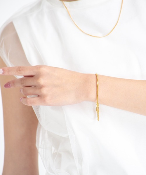 TOM WOOD(トムウッド)の「【TOMWOOD(トムウッド)】Curb Bracelet M Gold ゴールドチェーンブレスレット(ブレスレット・レディース・ゴールド・6.5inch/7inch/7.5inch/8.5inch)」の17枚目の写真