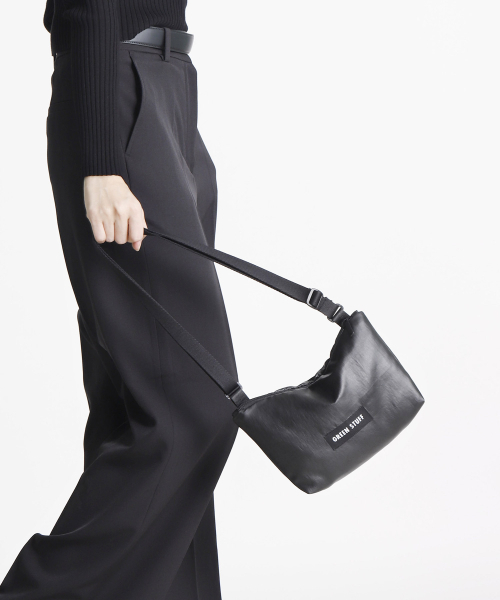 GREEN STUFF(グリーンスタッフ)の「handy bag Z1 - matte stone black S(メッセンジャーバッグ・レディース・その他・FREE)」の7枚目の写真