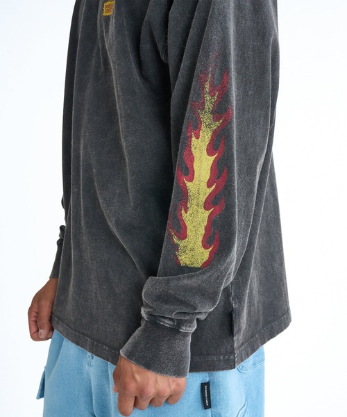 DC(ディーシー)の「DC/ディーシー 長袖 Tシャツ ロンT DLT261022(Tシャツ/カットソー・メンズ・ホワイト/スミクロ・M/L/XL)」の9枚目の写真