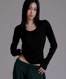 UラウンドベーシックロングスリーブTシャツ_ブラック