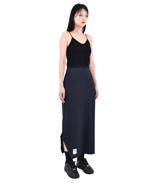 KATHARSIS(カタルシス)の「カッティングロングスカート ネイビーピンストライプ ONE SIZE(スカート・レディース・その他・ONE SIZE)」の6枚目の写真