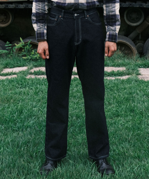 VDR(ブイディアール)の「225 Navy Denim Pants (ONE WASH)(デニムパンツ・メンズ・その他・S/M/L)」の5枚目の写真
