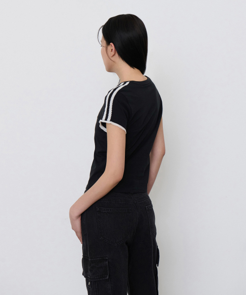 MUSINSA STANDARD WOMAN（ムシンサスタンダードウーマン）の「ウィメンズスリムレーストラックTシャツ[ブラック/アイボリー]（Tシャツ/カットソー・レディース・その他・SMALL/MEDIUM/X-SMALL/LARGE）」の2枚目の写真