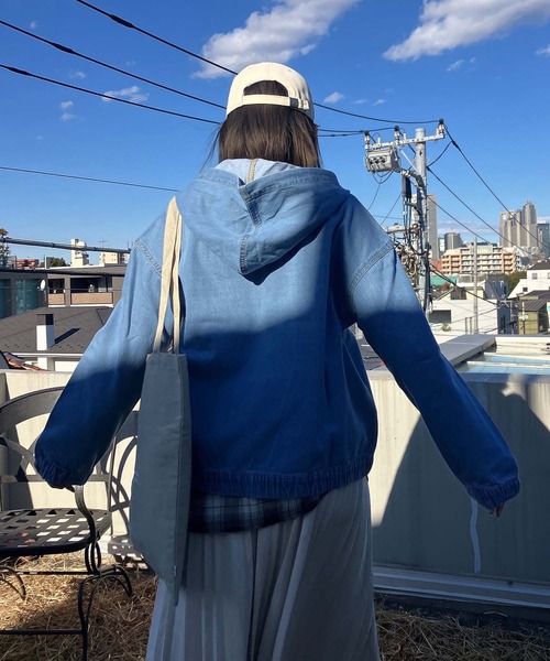 AS KNOW AS plus（アズノゥアズプラス）の「○フード付き ゆるっとビッグサイズ デニムブルゾン 【UNISEX ITEM】（デニムジャケット・レディース・ブルー/ブラック/ネイビー・FREE）」の13枚目の写真
