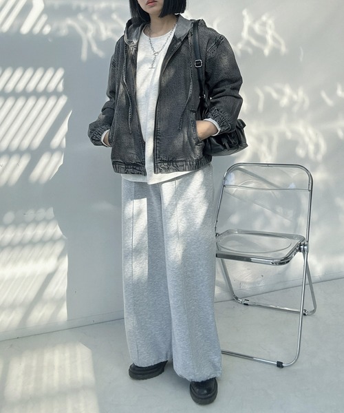 AS KNOW AS plus（アズノゥアズプラス）の「○フード付き ゆるっとビッグサイズ デニムブルゾン 【UNISEX ITEM】（デニムジャケット・レディース・ブルー/ブラック/ネイビー・FREE）」の18枚目の写真