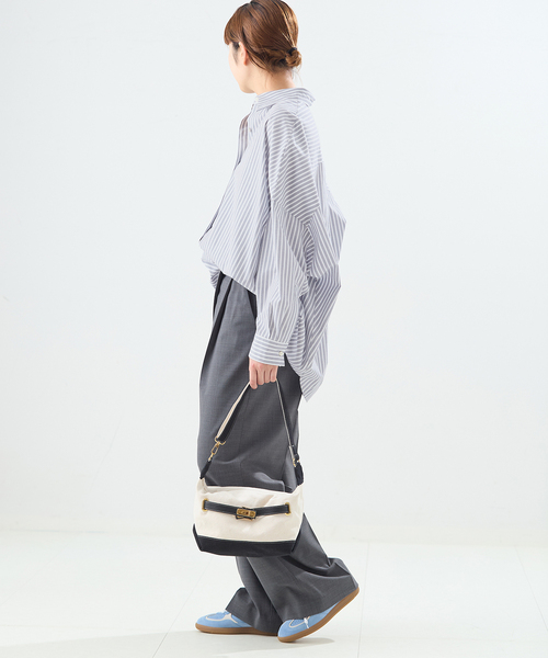 journal standard L'essage（ジャーナルスタンダードレサージュ）の「タイプライターBIGシャツ（シャツ/ブラウス・レディース・ホワイト/チャコールグレー/ネイビー・FREE）」の19枚目の写真