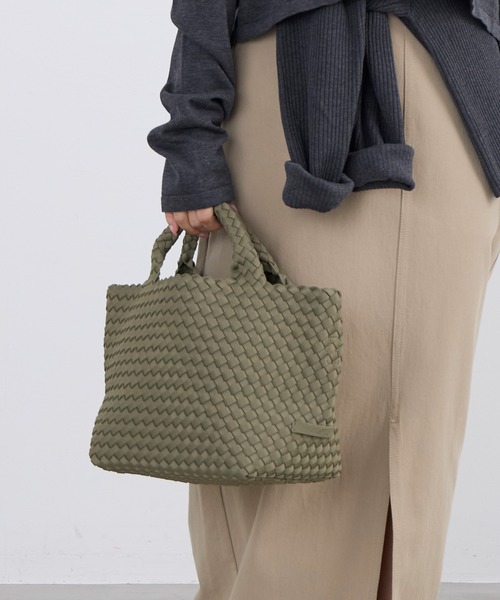 NAGHEDI（ナゲディ）の「【NAGHEDI】スモールトートバッグ-St Barths Small Tote（トートバッグ・レディース・ピンク/アイボリー/カーキ・S）」の2枚目の写真