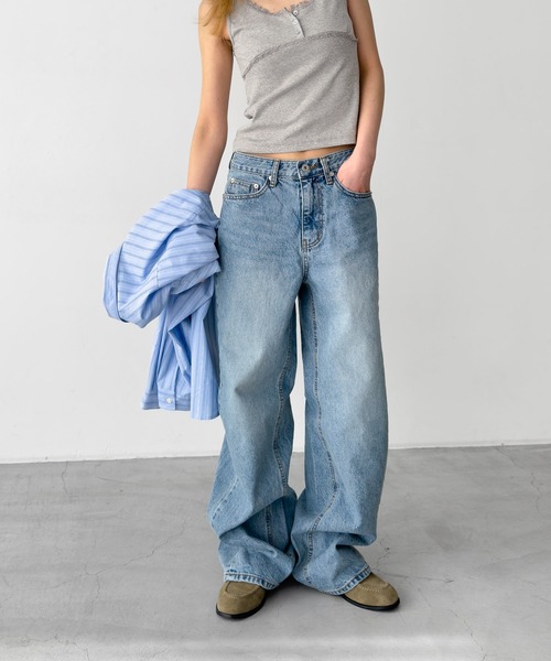 CANAL JEAN(キャナルジーン)の「El mar ローウエストワイドレッグデニムパンツ(デニムパンツ・レディース・ライトインディゴブルー・SMALL/MEDIUM)」の1枚目の写真