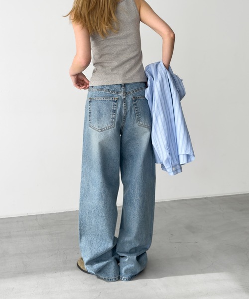 CANAL JEAN(キャナルジーン)の「El mar ローウエストワイドレッグデニムパンツ(デニムパンツ・レディース・ライトインディゴブルー・SMALL/MEDIUM)」の4枚目の写真