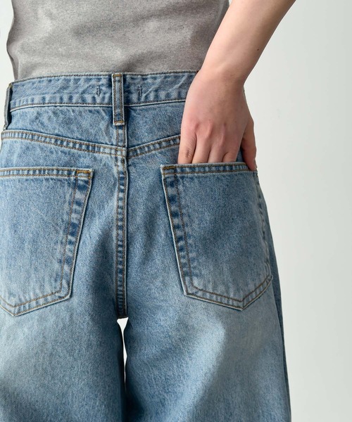 CANAL JEAN(キャナルジーン)の「El mar ローウエストワイドレッグデニムパンツ(デニムパンツ・レディース・ライトインディゴブルー・SMALL/MEDIUM)」の10枚目の写真