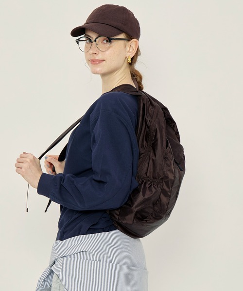 coca（coca）（コカ）の「ポケッタブル縦ファスナーバックパック（バックパック/リュック・レディース・ブラウン/ブラック・ONE SIZE）」の12枚目の写真