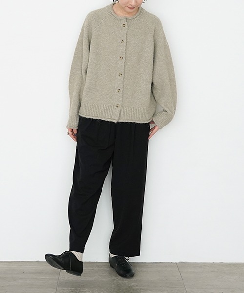 休日と詩(キュウジツトウタ)の「ウィークエンドカーディガン(ニット/セーター・レディース・ライトグリーン/ブラウン/ベージュ・FREE)」の9枚目の写真