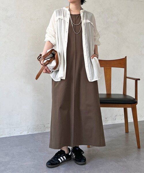 un dix cors(アンディコール)の「レーヨンコットンギャザーシャツ(シャツ/ブラウス・レディース・ブラック/オフホワイト・FREE)」の4枚目の写真