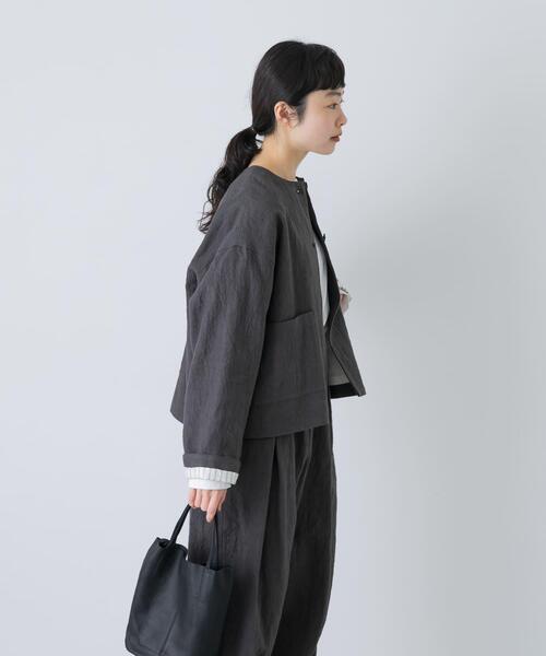 かぐれ（カグレ）の「リネンラミーノーカラージャケット（ノーカラージャケット・レディース・チャコールグレー/ブラック・FREE）」の4枚目の写真