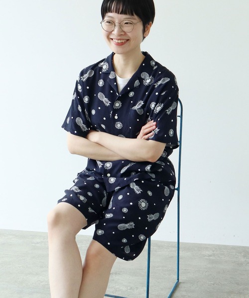 PAR ICI（パーリッシィ）の「パイナップルひまわりプリント アロハシャツ(セットアップ対応)（シャツ/ブラウス・レディース・ネイビー・FREE）」の17枚目の写真