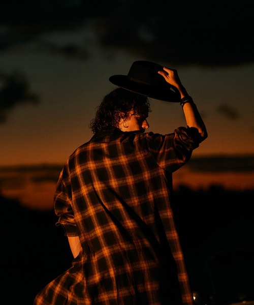 glamb（グラム）の「Wool Fedora Hat / ウールフェドラハット（ハット・メンズ・ベージュ/ブラック・FREE）」の12枚目の写真